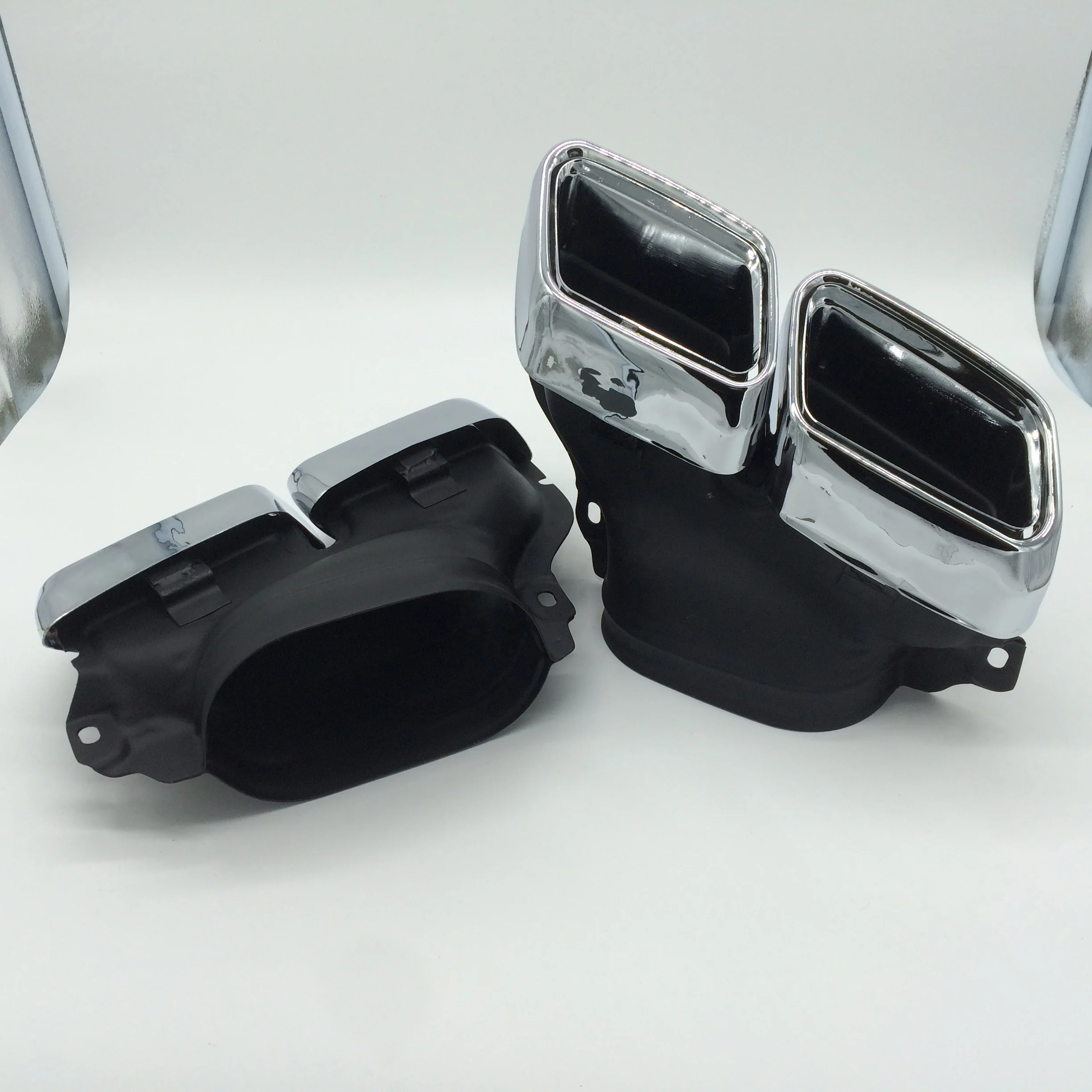 BEN Z W212 Exhaust Pipe Exhaust Tip Car Exhaust