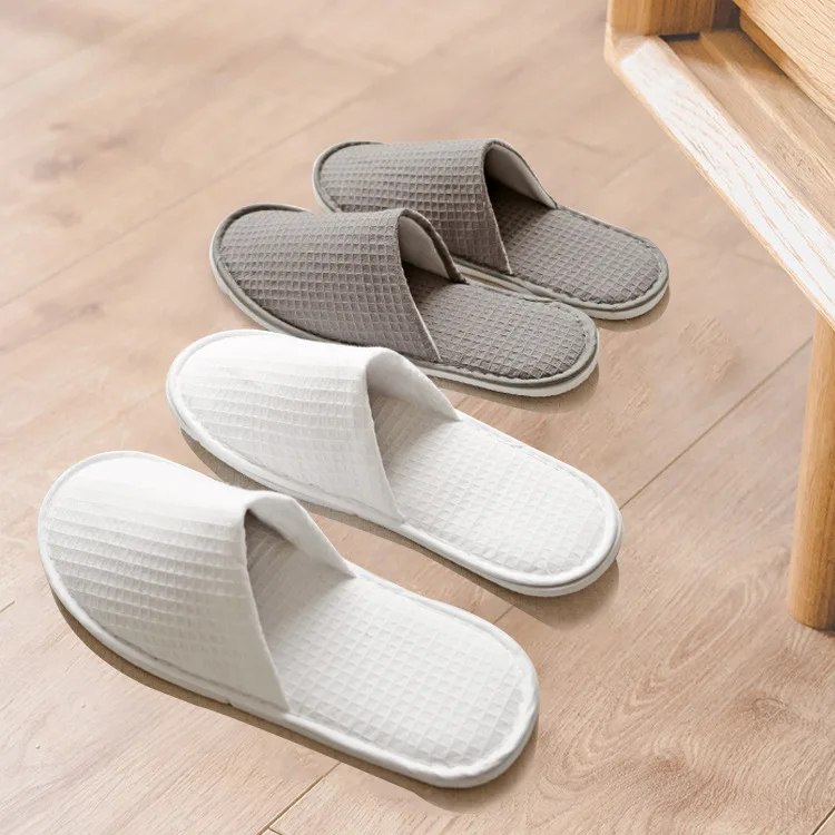 Custom new style eco friendly cotton hotel slippers with logo bathroom hotel disposable slippers