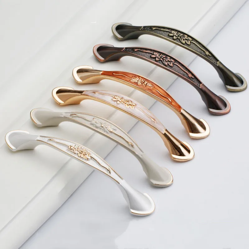 High Quality Zinc Kitchen Furniture Cabinet Handle Gold And Black Push Long Profile Closet Handles