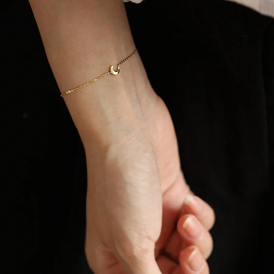 925 Sterling Silver Fashion New Smooth Moon Bracelet Simple Shining Crescent Bracelet for Women Hainon 1095