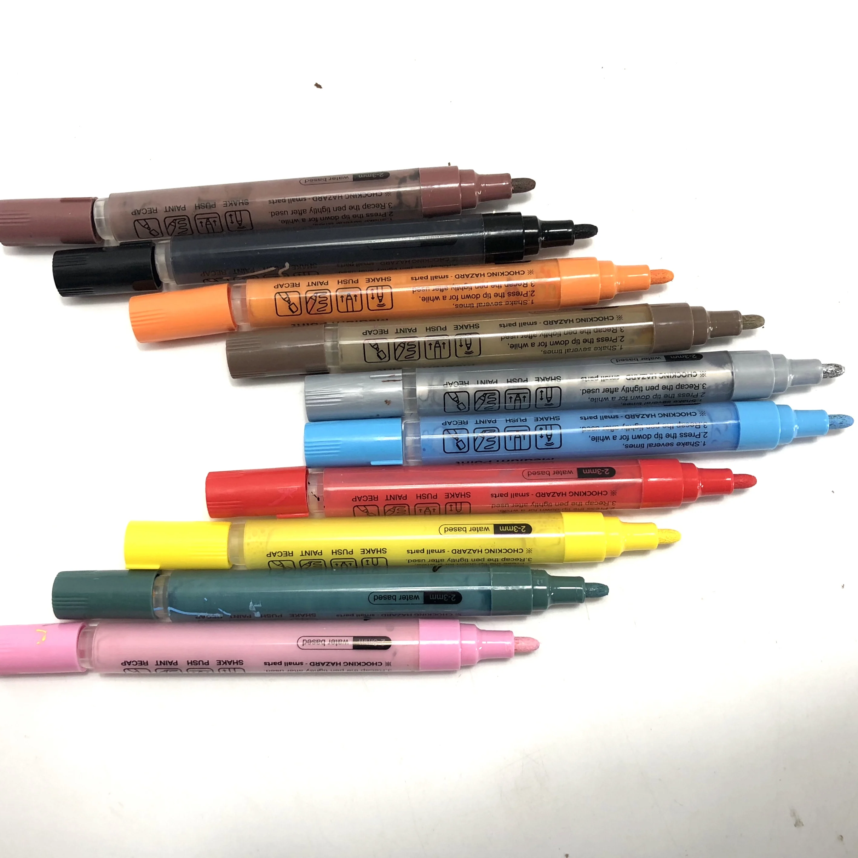 18 Colors Premium Waterproof Permanent Paint Art Marker Pen Set