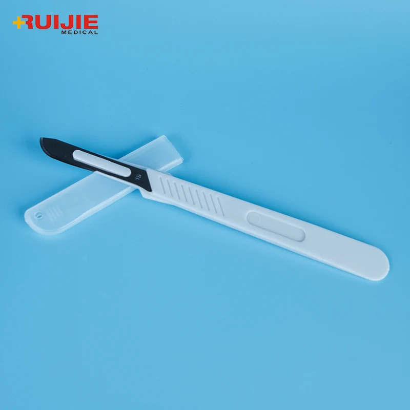 Hot Sale Carbon Steel Material Disposable Sterile Surgical Knife