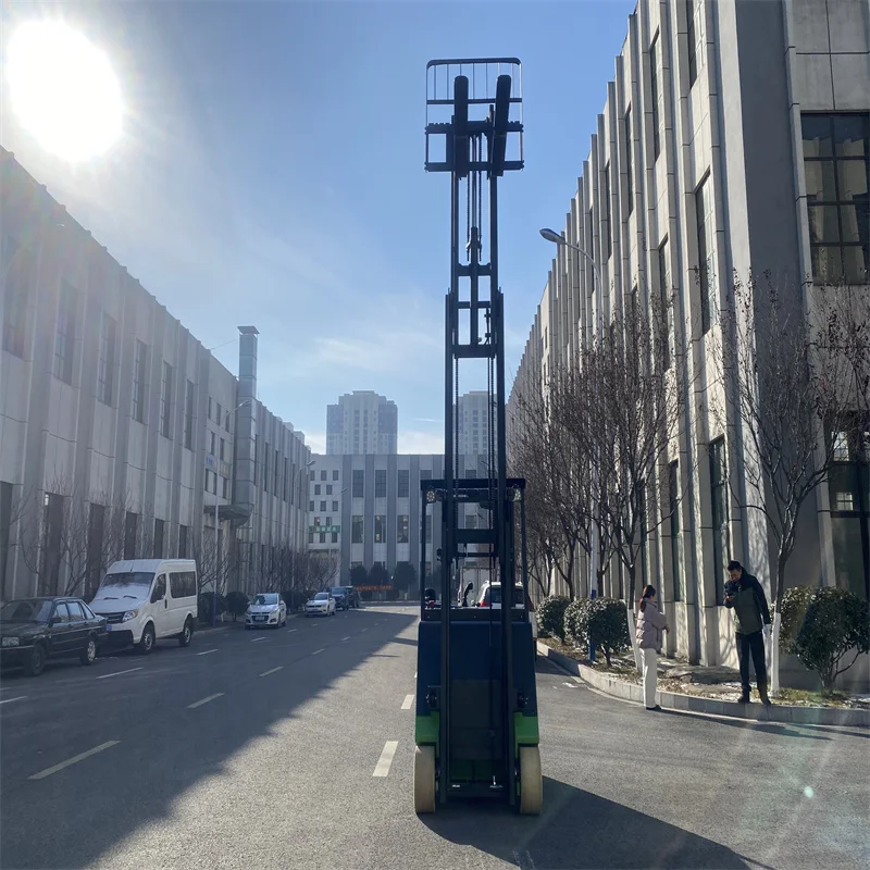 3 Wheel Counterbalance Stacker 2T Electric Stacker Forklift 6m 3 Wheel Electric Forklift