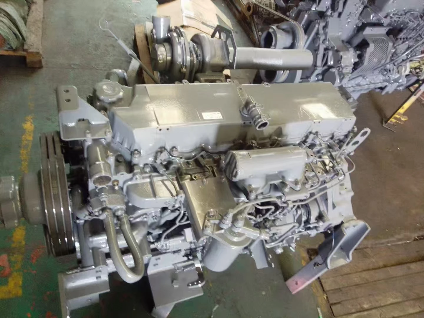 Isuzu 6WG1 model 6 cylinder diesel engine is suitable for royal trucks, forklifts and ships