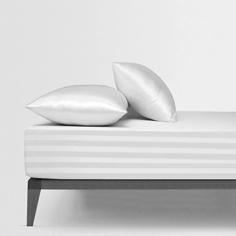 Цветная и качественная атласная натяжная простыня на заказ для спокойного сна