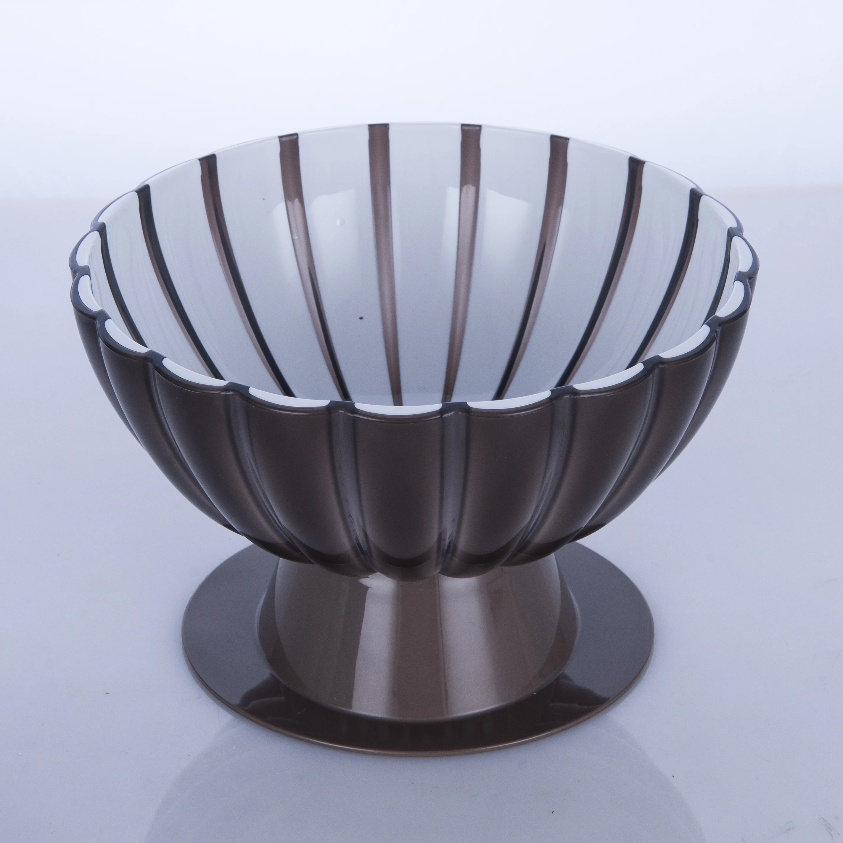 Newest Design Accept Packaging Customization Plastic Decoration Fruit Crystal Dish