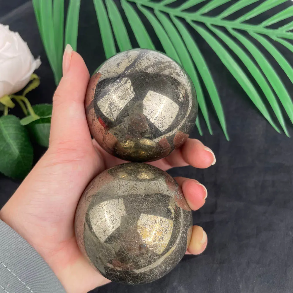 Wholesale Price  Natural Crystals Sphere  Healing Stones Mineral  Pyrite  Ball For Collection