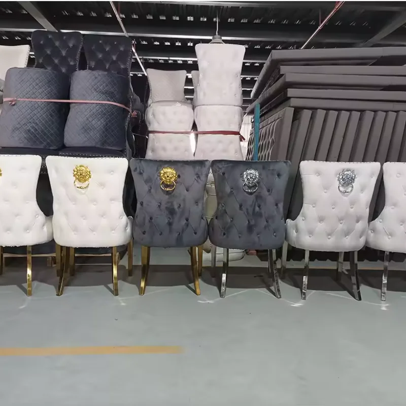 Unique Button Tufted Velvet Fabric Lion Knocker Modern Design Stainless Steel Legs Dining Room Sets of 6 Dining Chairs