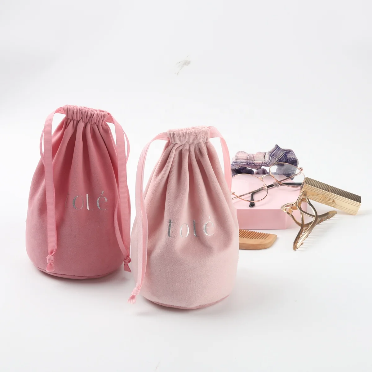 Custom Logo Printed Velvet Drawstring Gift Candle Packaging Bag Luxury Make Up Velvet Hair Pouch