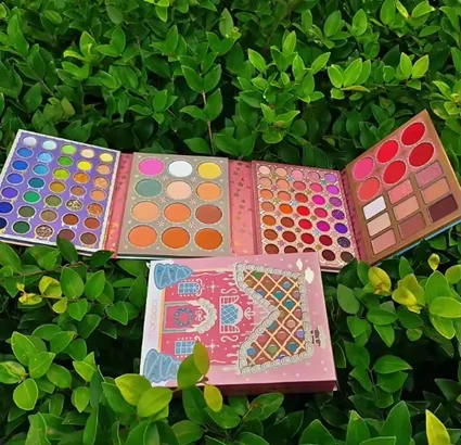 117 color palette Ultramo Style makeup palettes 4 Pages bad Bunny palette Long Lasting high pigment eyeshadow  sombra de ojos