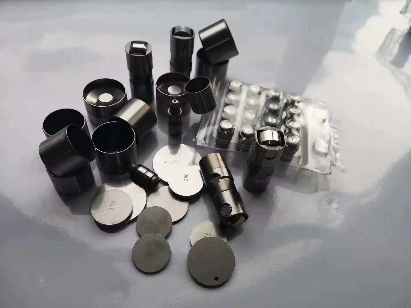 Valve rocker with Hydraulic tappet /Tappet for Renault 8200009982