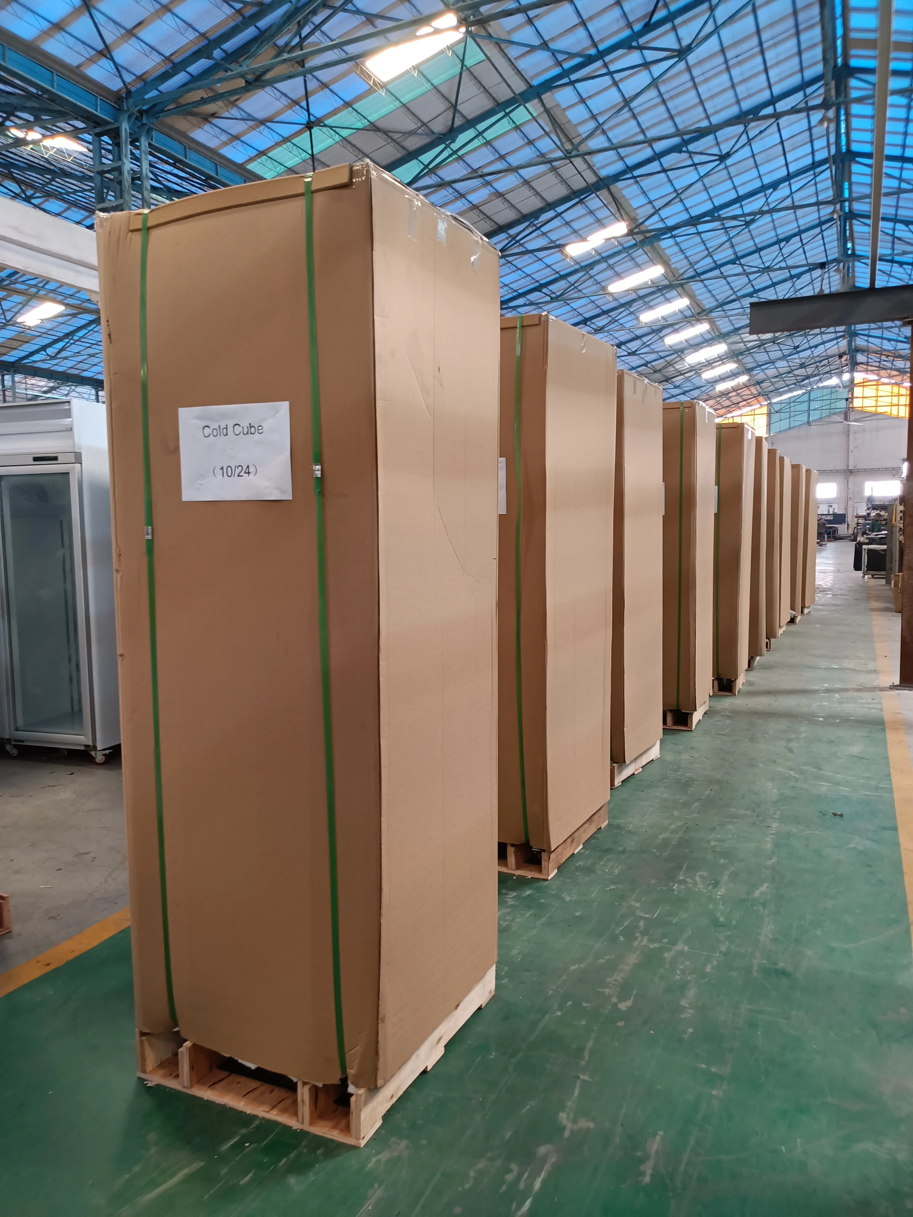 MUXUE vertical freezer single door upright freezer with glass doors for ice cream frozen food comercial refrigerator