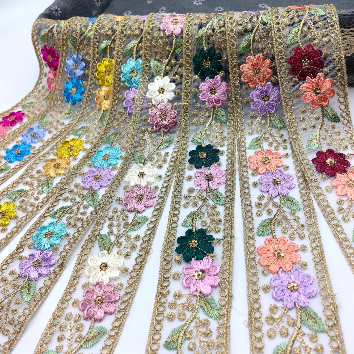 Hot Selling Gold Thread Bone Rope National Wind Multi-color Lace Embroidery Lace bar Code Dai Dance Clothing Design Accessories