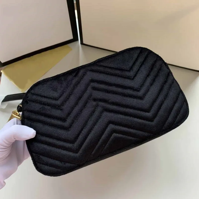 2023 Wholesale fashion velvet designer shoulder bags name brand purses and women handbags