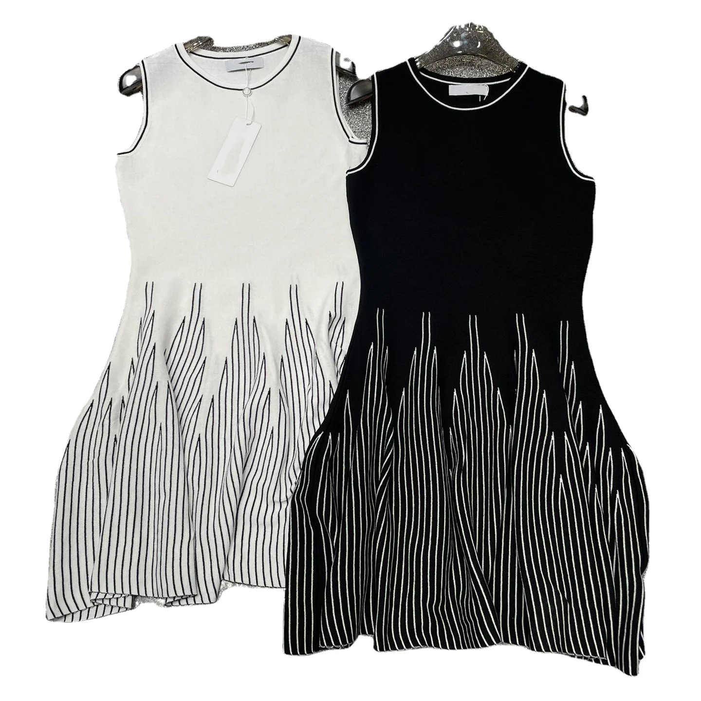CONTACT ME wholesale brooch white black striped knit branded woman summer dress 2024