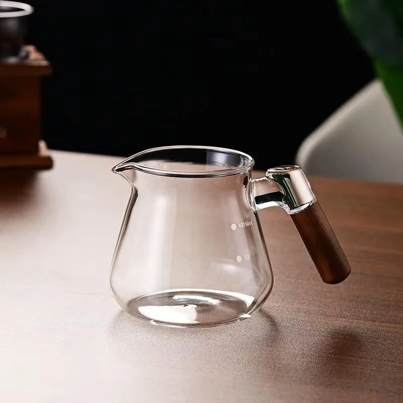 High Borosilicate Glass, Walnut Wooden Handle, Heat Resistant  Coffee Red Tea Carafe Pot Kettle Pitcher with Wood Handle and Lid