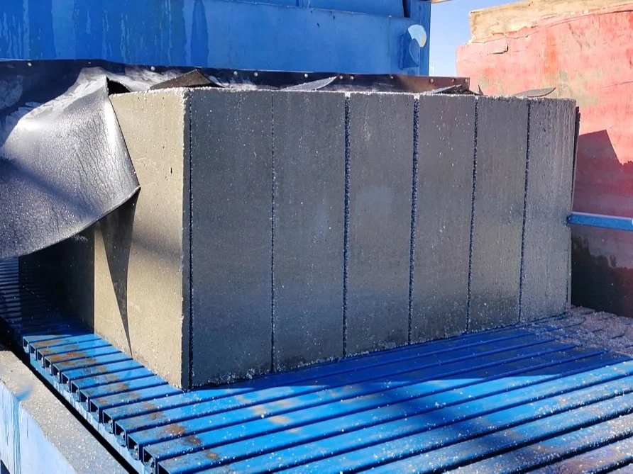 Foam Lightweight AAC Block Material Fly ash Cement Sand Brick Making Machine