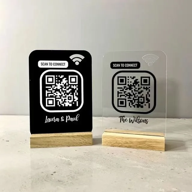 Низкая цена акриловая выставочная вывеска подставка для социальных медиа Qr-код настольная с логотипом супермаркета или розничного магазина