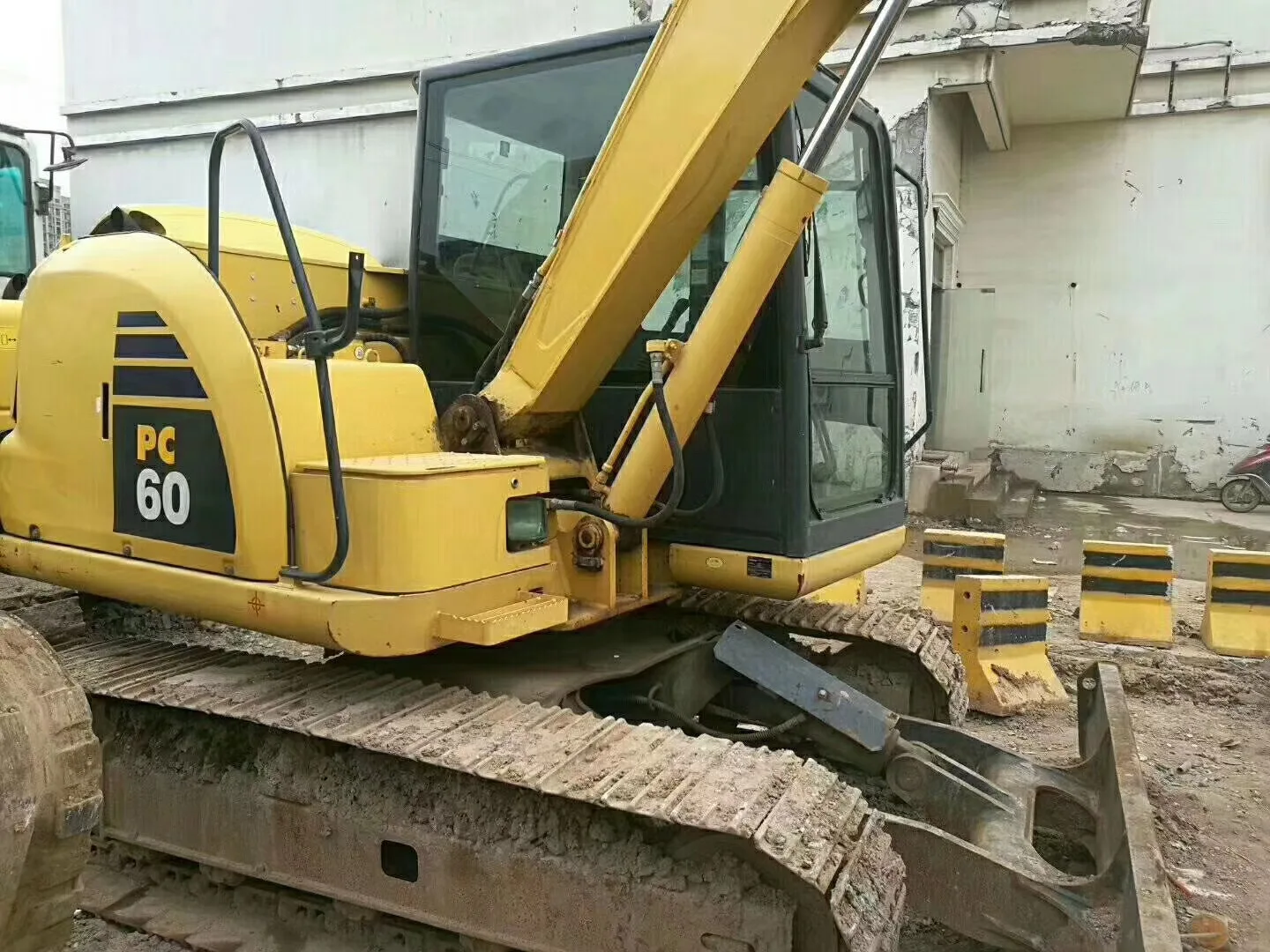 Used Komatsu Pc60-8 Mini 6ton Japan Hydraulic Crawler Excavator Backhoe Loader Cheap Earth Moving Digger komatsu Pc60