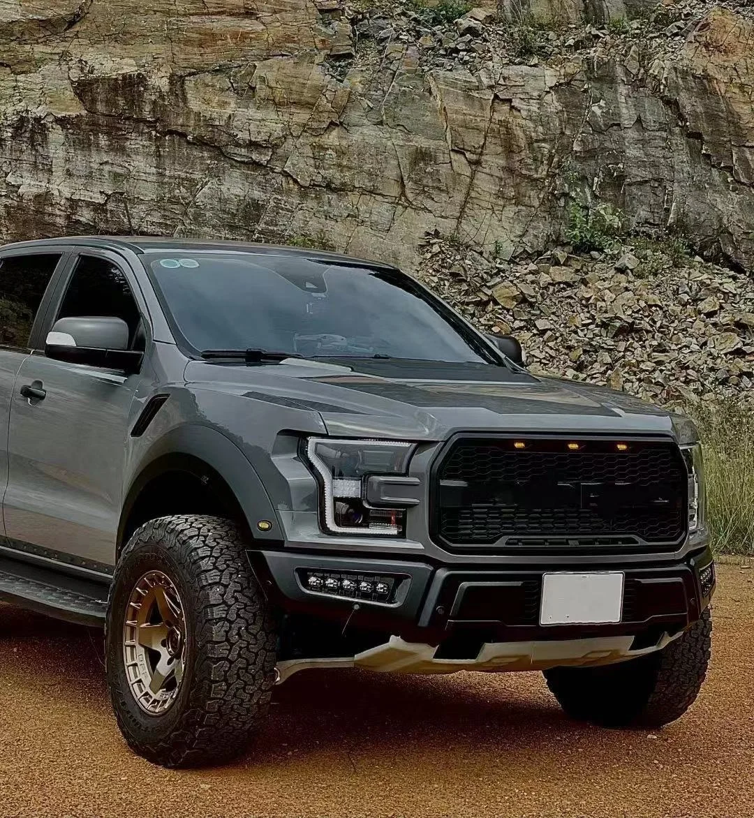 Front bumper kit Body kits Accessories for ranger T6 T7 upgrade to F150 Raptor body kits fit for Ranger