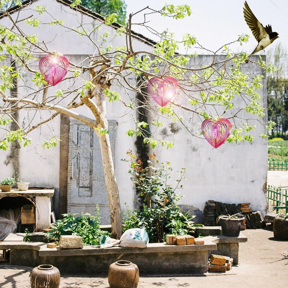 Heart-shaped love Hanging plastic reflective Wind Spinner For Home Garden yard Decoration bird scare