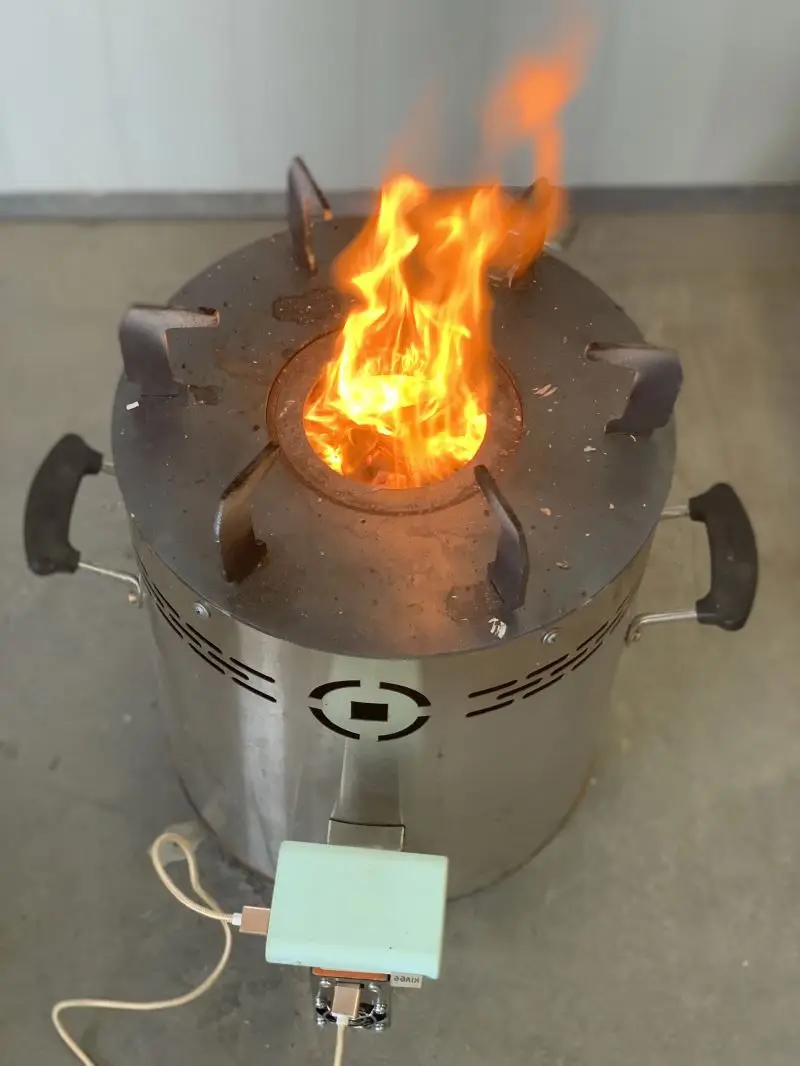 High Grade Mini Kerosene Cast Iron Outdoor Camping Wood Stove For Cooking