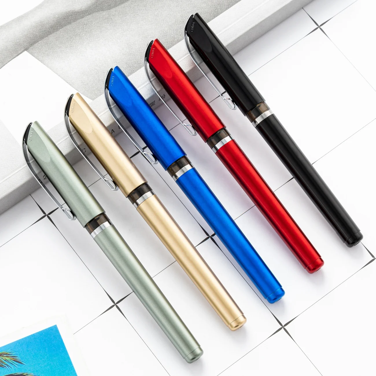 fashion business gift metal clip multicolor gel pen custom logo signature black gel pen
