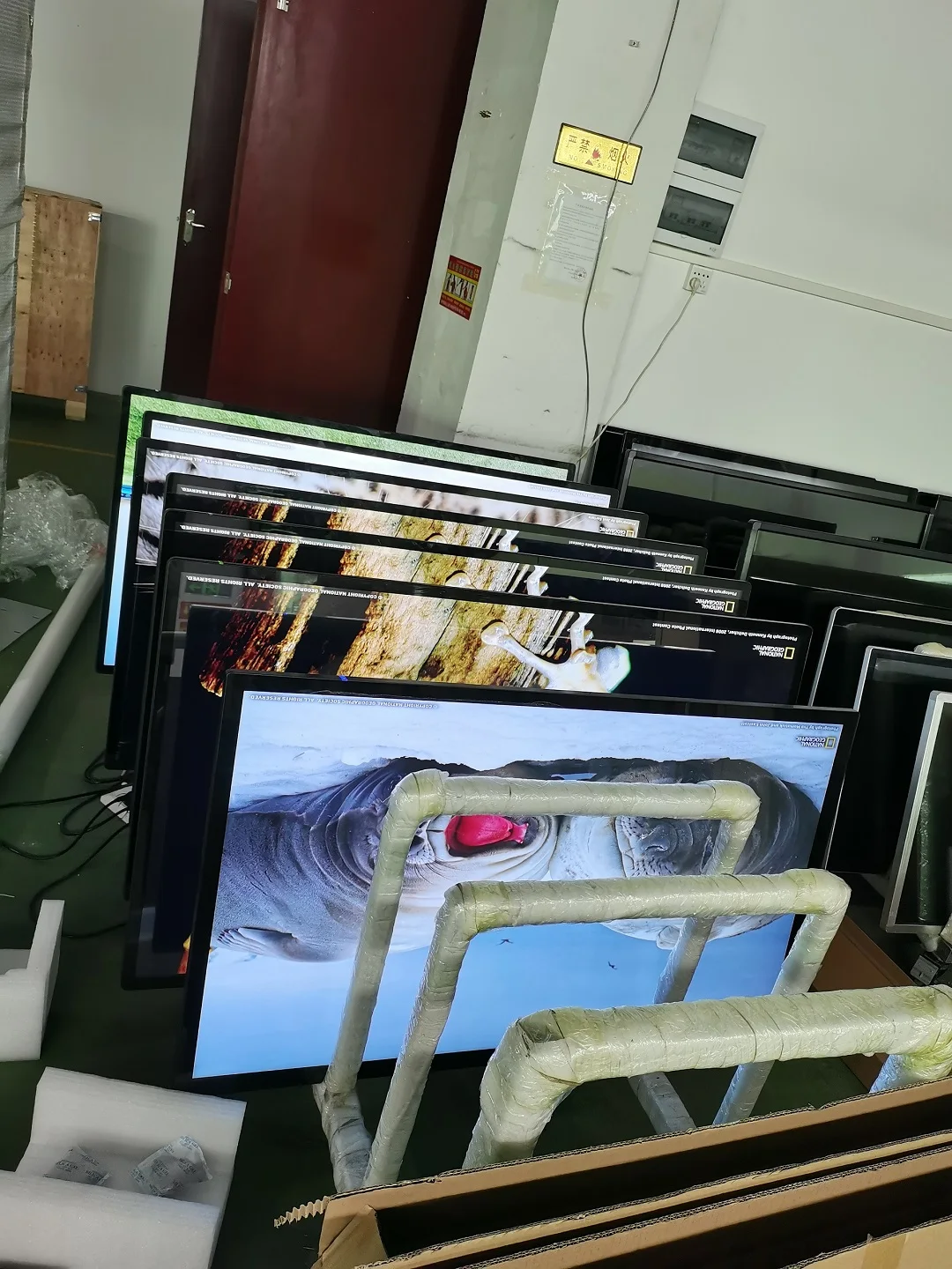 IRTECH 32 43 50 55 inch WIFI 4G Wall mount android tablet screen interactive touch monitor screen advertising lcd display