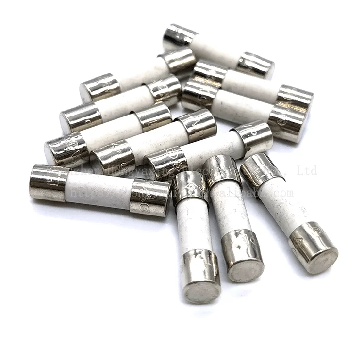 Плавкий предохранитель Littelfuse 021502.5MXP задержка 5x20 мм керамический трубчатый без