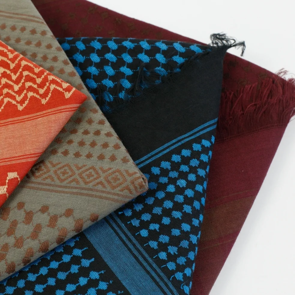 Factory woven pattern keffiyeh muslim arabic windproof desert wrap shawl shemagh hijab square man polyester scarfs yashmagh