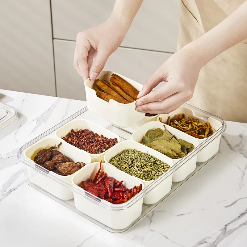 Food grade kitchen spice seasoning box storage box, portable sealed fresh-keeping box