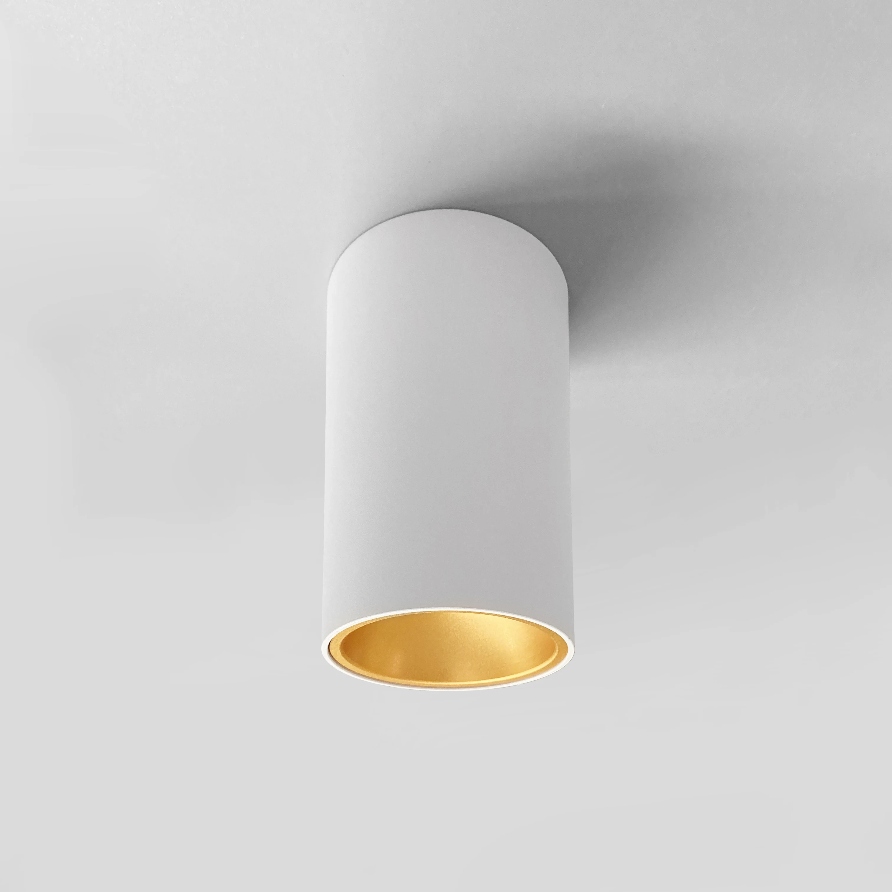 How Bright Aluminum Gu10 White Gold Indoor Ceiling Round High Quality Led Spot Surface Mounted Down Light