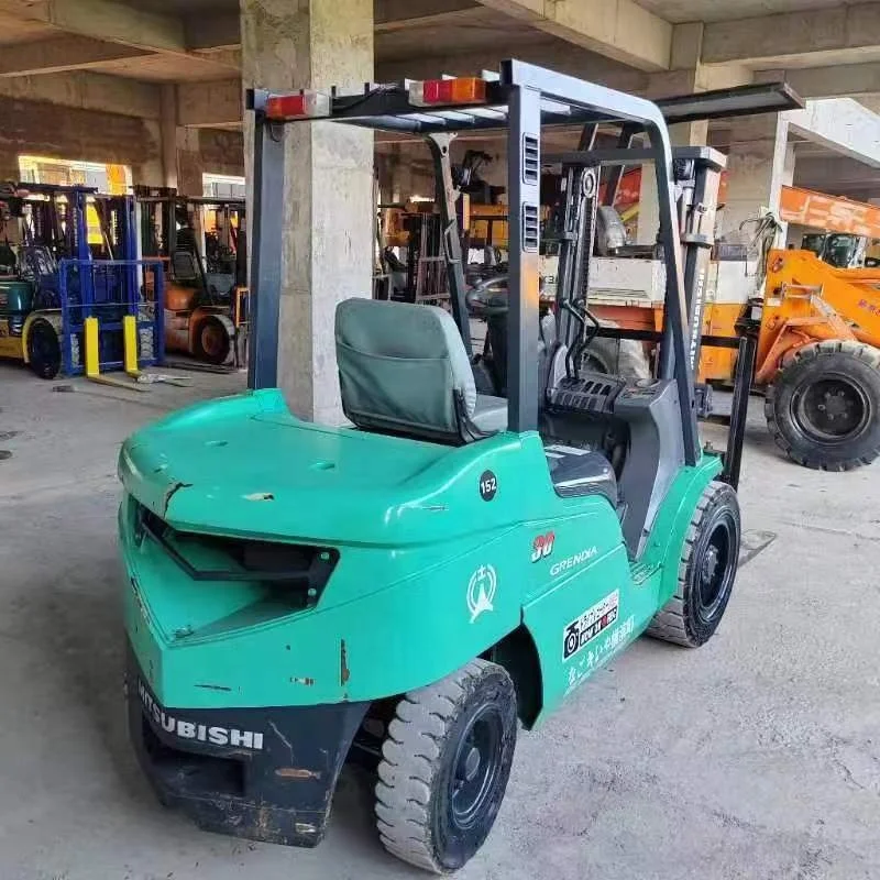 Japan original MITSUBISHI 3 ton used secondhand diesel forklift in good condition with reliable engine
