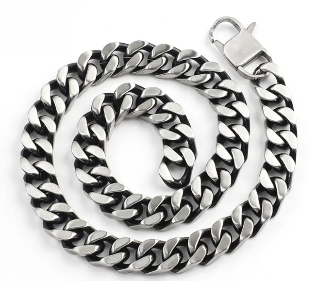 
heavy stainless steel black curb link collar chain 