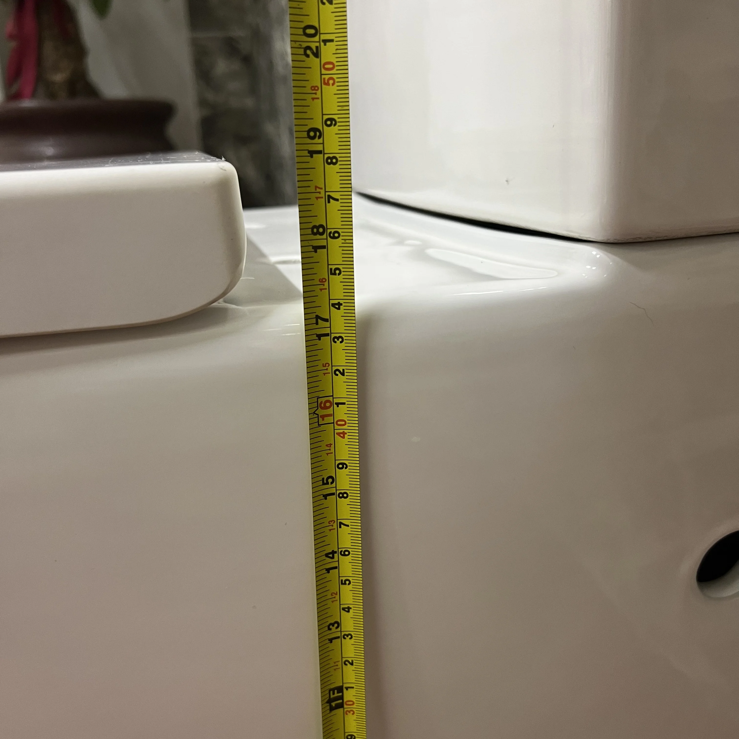 Large flush luxury ceramic toilet large elderly modern split body water tank toilet cover bathroom seat flush toilet