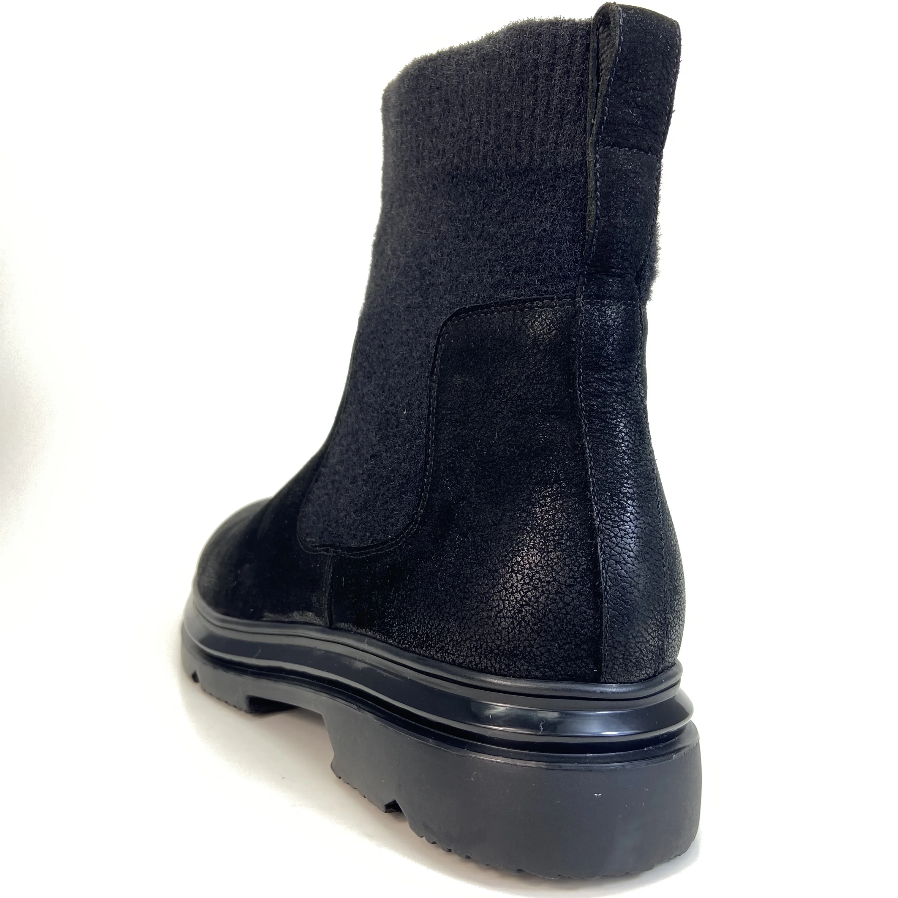 OEM Wholesale competitive price fashionable chelsea boot ankle boot