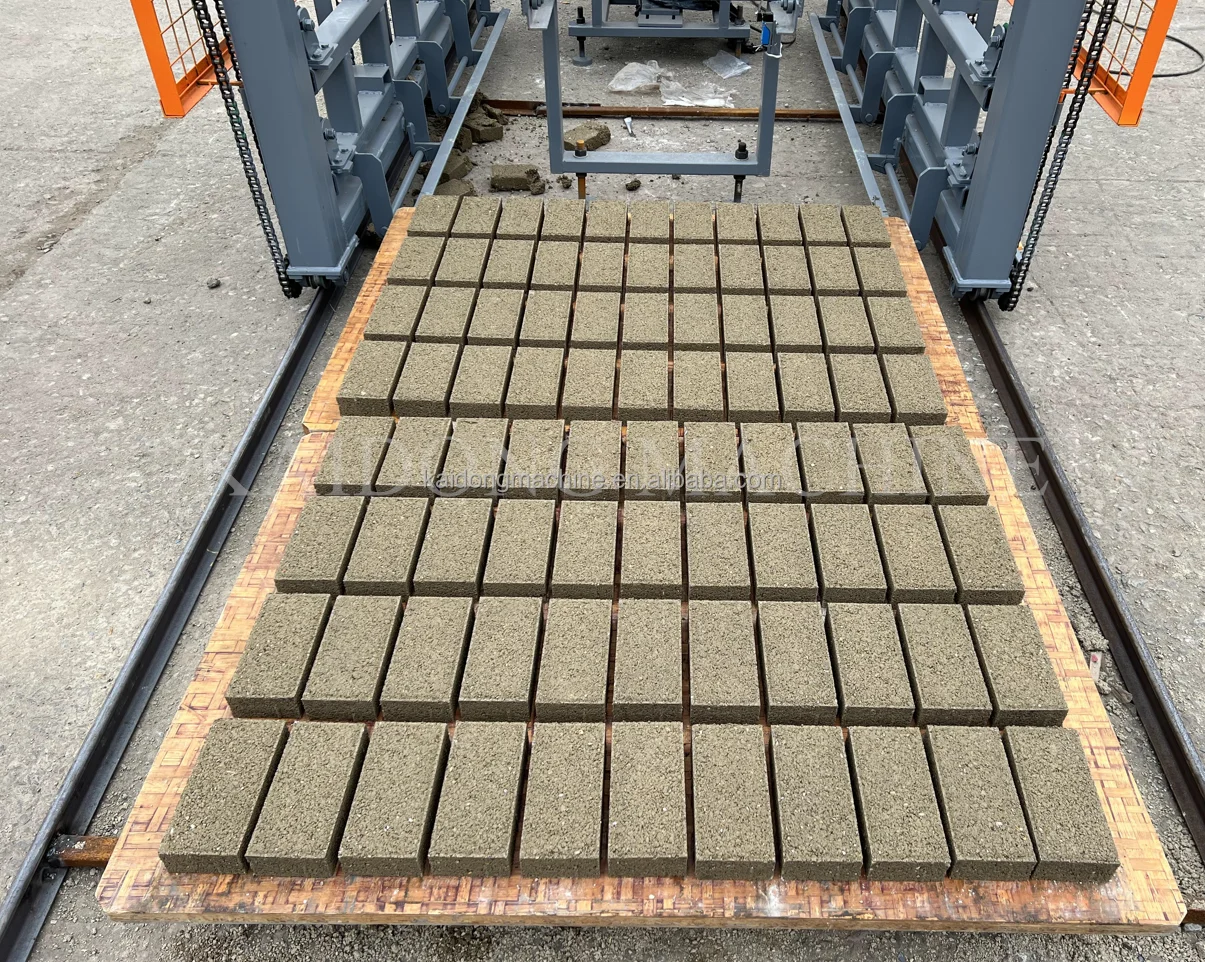Kaidong QT12-15 Germany design CE standard full automatic block maker cement paving stock block brick making machinery price