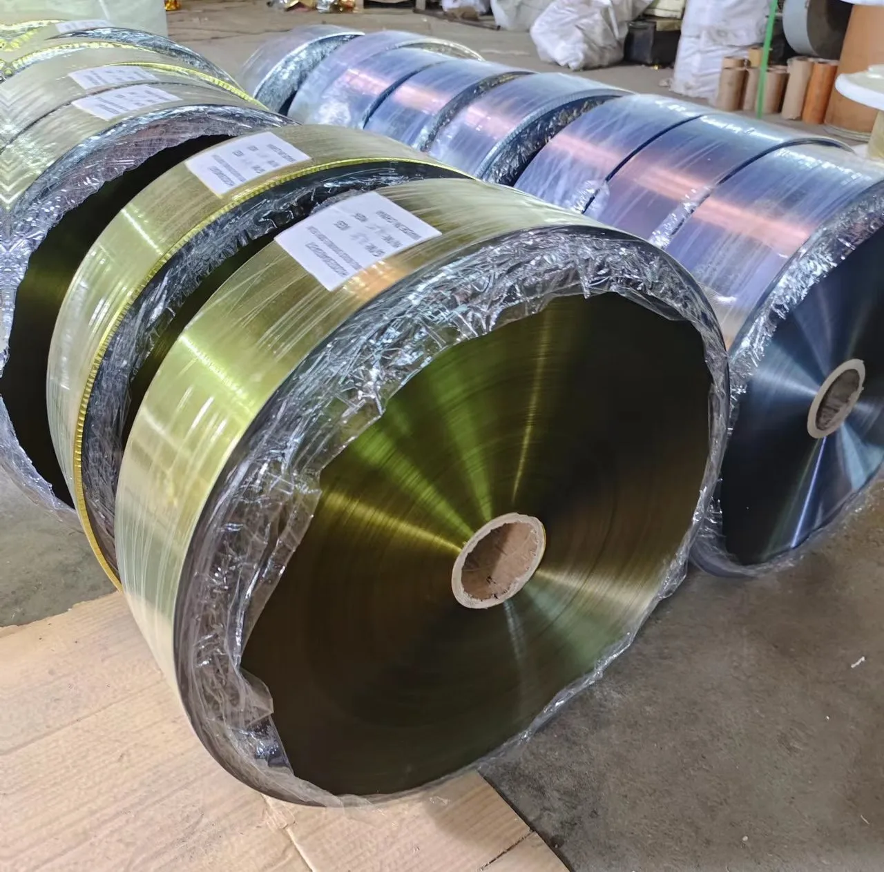 FLAT Metallic FILM Pure GOLD Metallic Yarn manufacturer Metal Yarn for Embroidery M Type Metallic Yarn