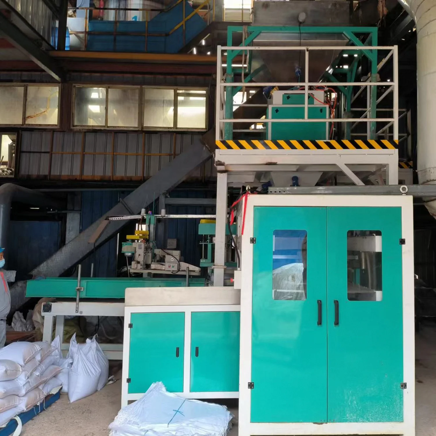 Fully Auto 5kg 25kg 50kg River Sand Kaolin Clay Feed Weighing Rapeseed Fertilizer Bagging Packing Machine