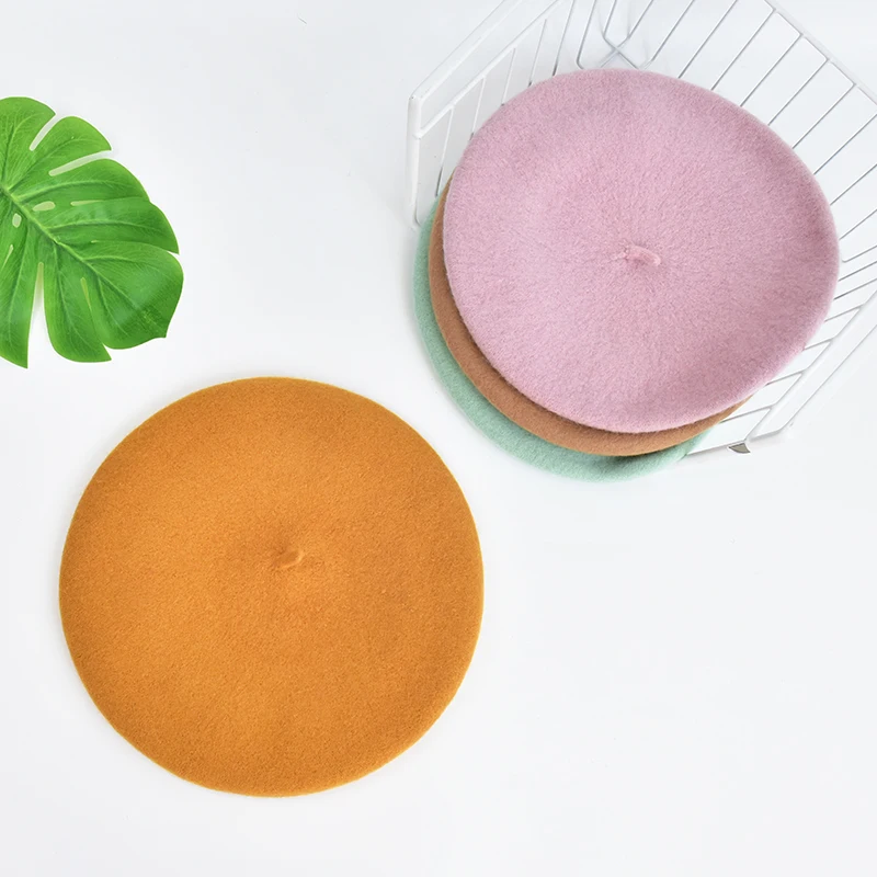 Wholesale Autumn Winter Cheap French Berets for Fashion Woman Plain Color Custom Wool Embroidered Felt Beret Hat