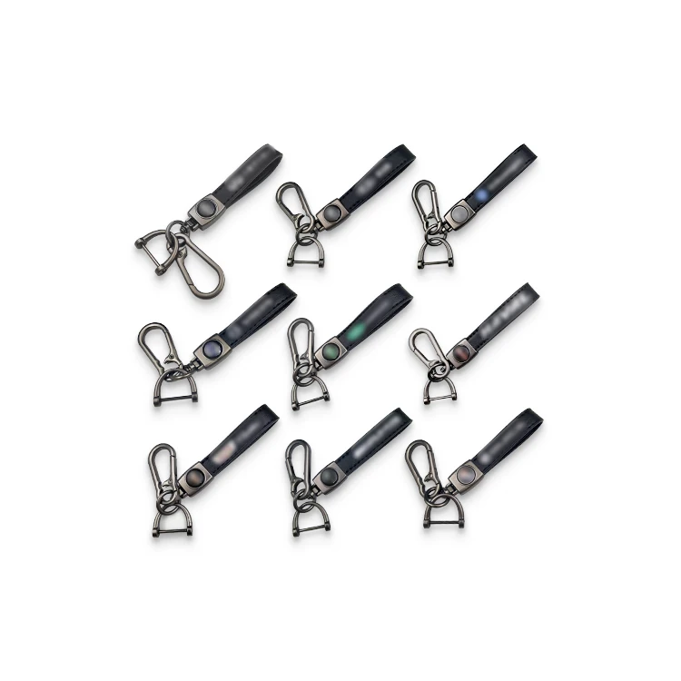 Брелок с металлическим кольцом