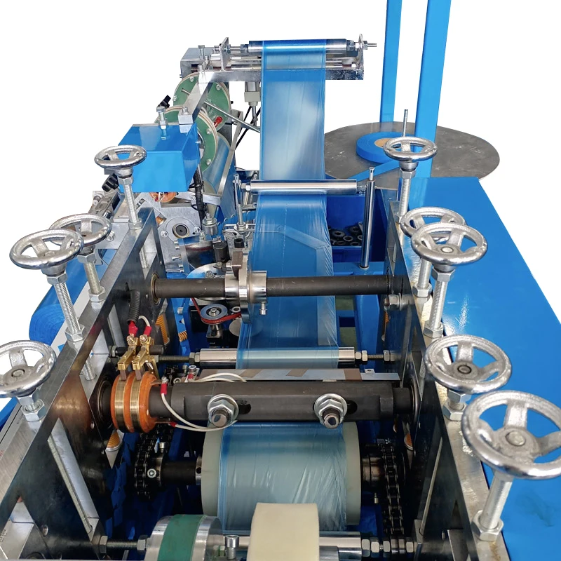 Хорошая цена, автоматическая машина для производства нетканых и пластиковых одноразовых крышек для обуви