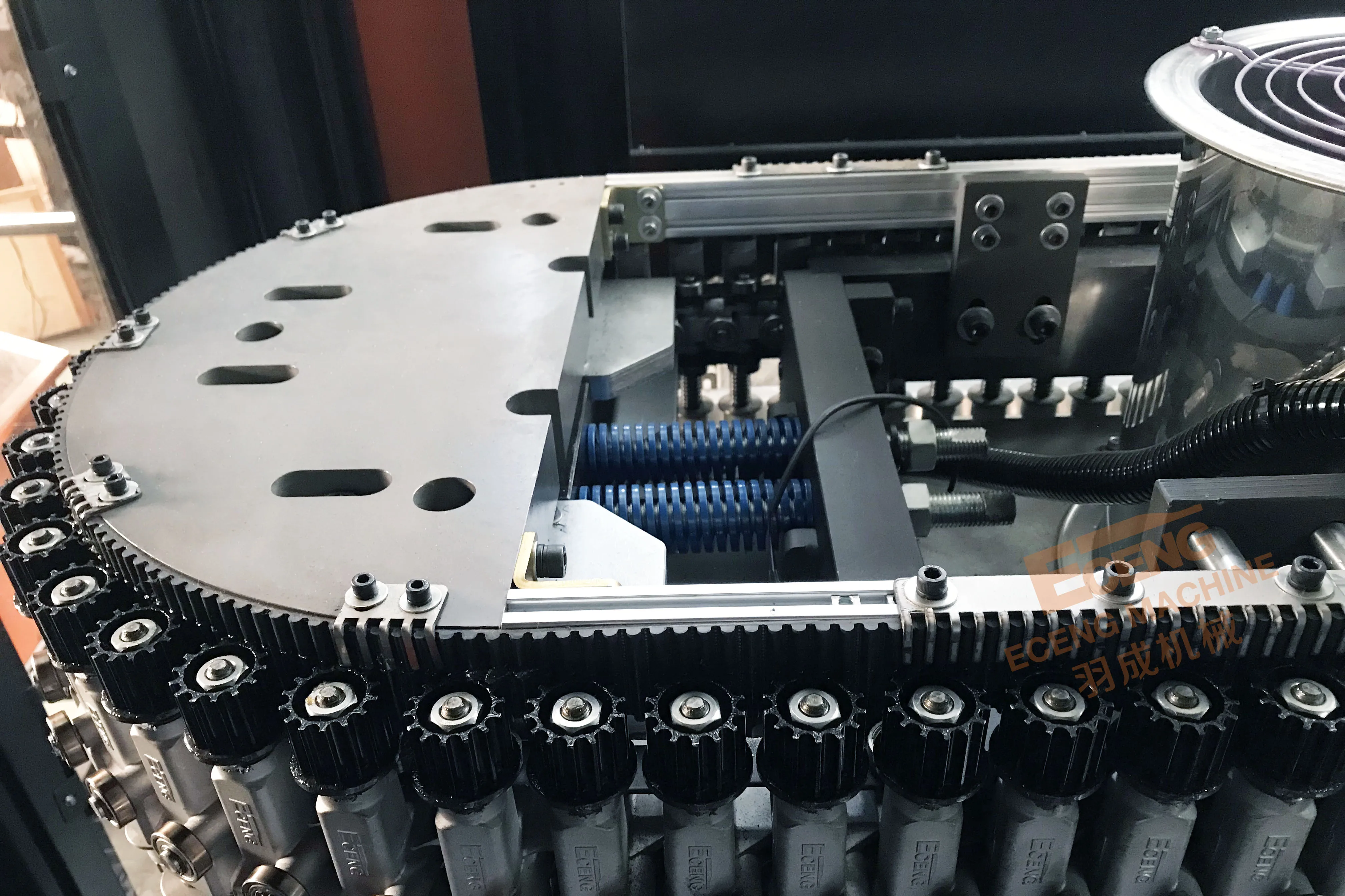 full servo high efficiency PET stretch blow moulding machines CSD beverage bottles making machine 350ml 200ml 100ml 750ml 12 cav