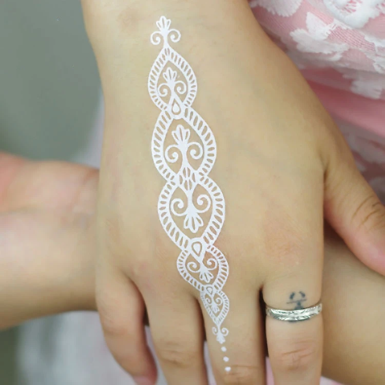 White Lace Pattern Flower Girls Waterproof Tattoo Stickers 3D Blossom Lady Shoulder Diy Temporary Tattoos