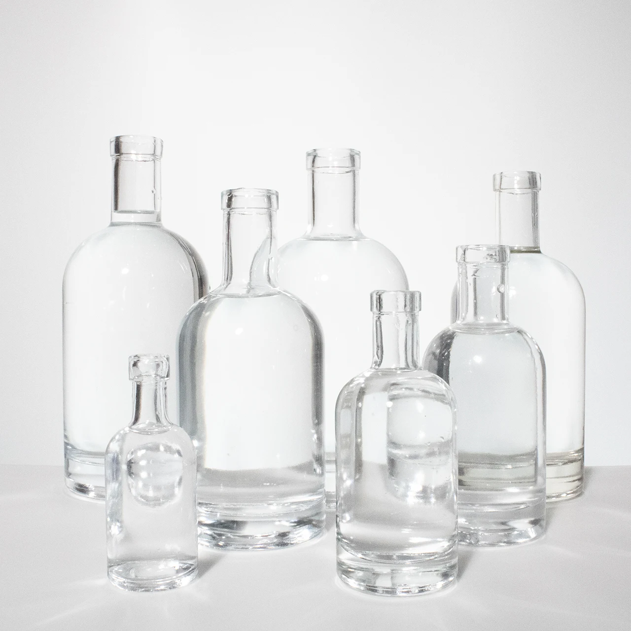 custom design glass750ml  whisky liquor bottle  empty  glass bottle for whisky liquor with cap