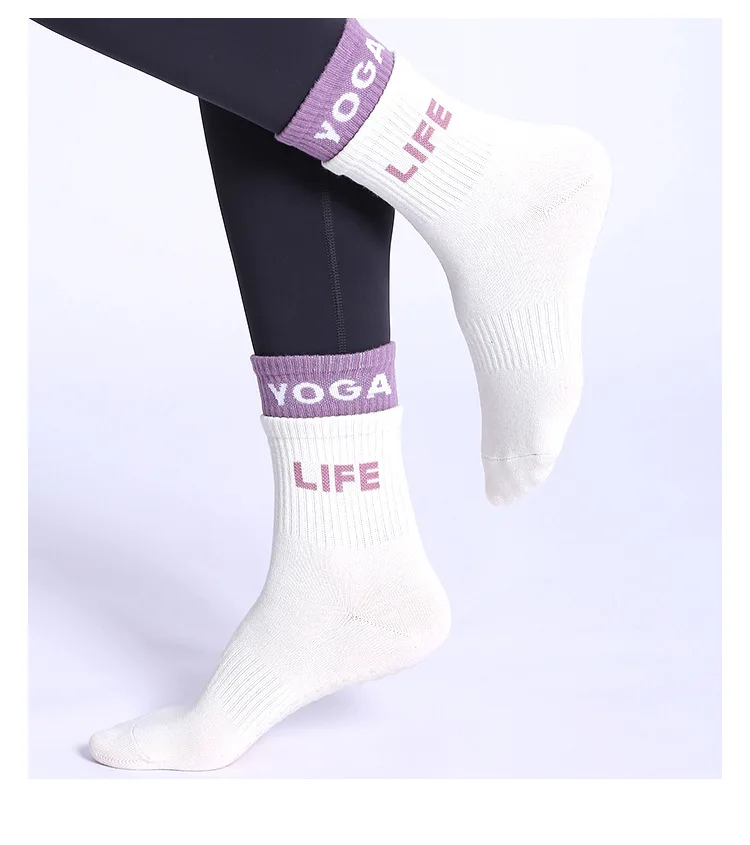 Summer New Long Tube Outdoor Sports Running Anti slip Football Socks Gym Fitness Girl Women Pull Running Socks