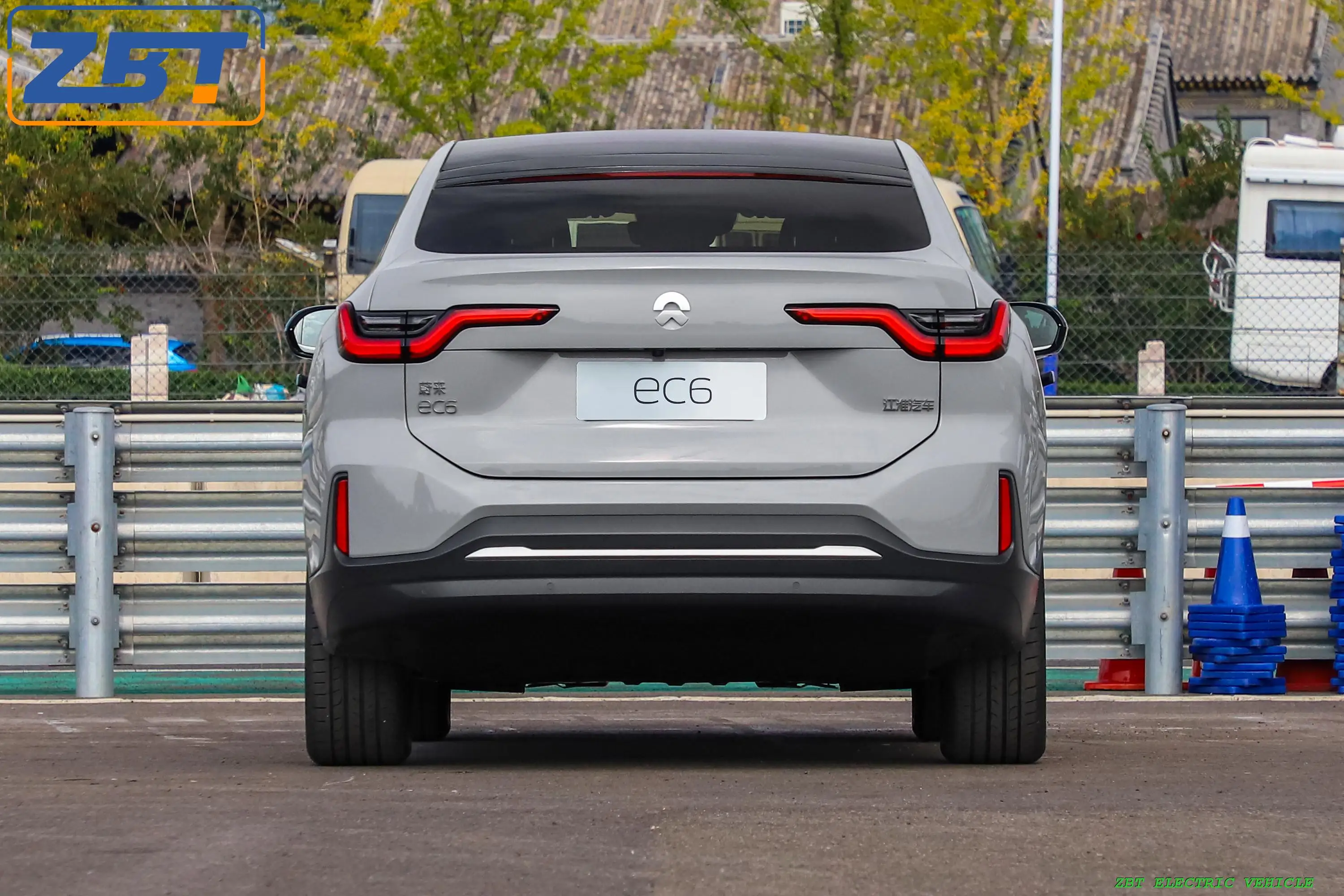 Passenger automotive NIO EC6 Green ev new Energy Vehicle smart electric car 4x4 4WD medium suv with aviation cockpit