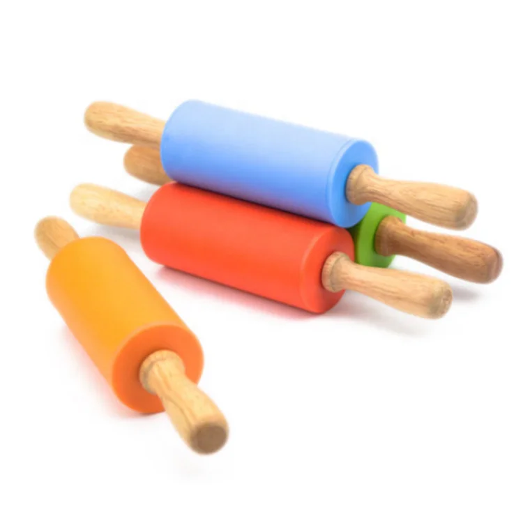Wholesale Kitchen Bakeware Tools Wooden Handle Chapati Dough Roller Silicone Rolling Pin