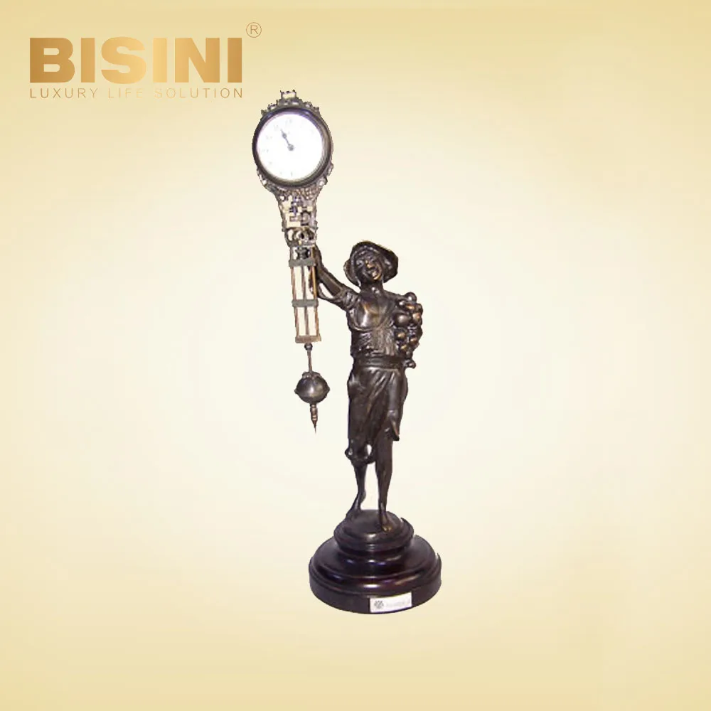 Exquisite creative arts and crafts decoration Woman with Single Arrow sculpture swinging clock fancy pendulum Household clock