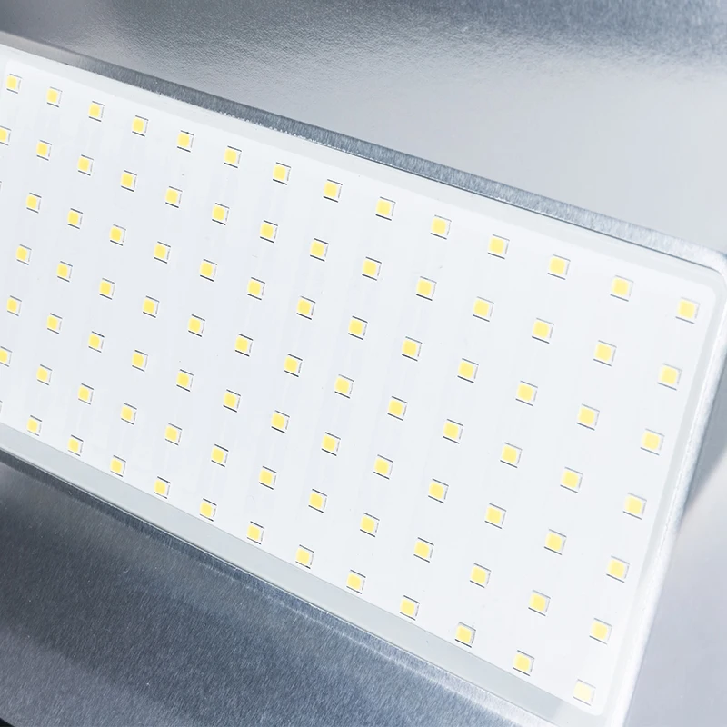 Aluminum Black 240V daylight 3000K 6000K 20W 50W 200W IP65 CCT SMD2835 LED Flood General Lighting Europe